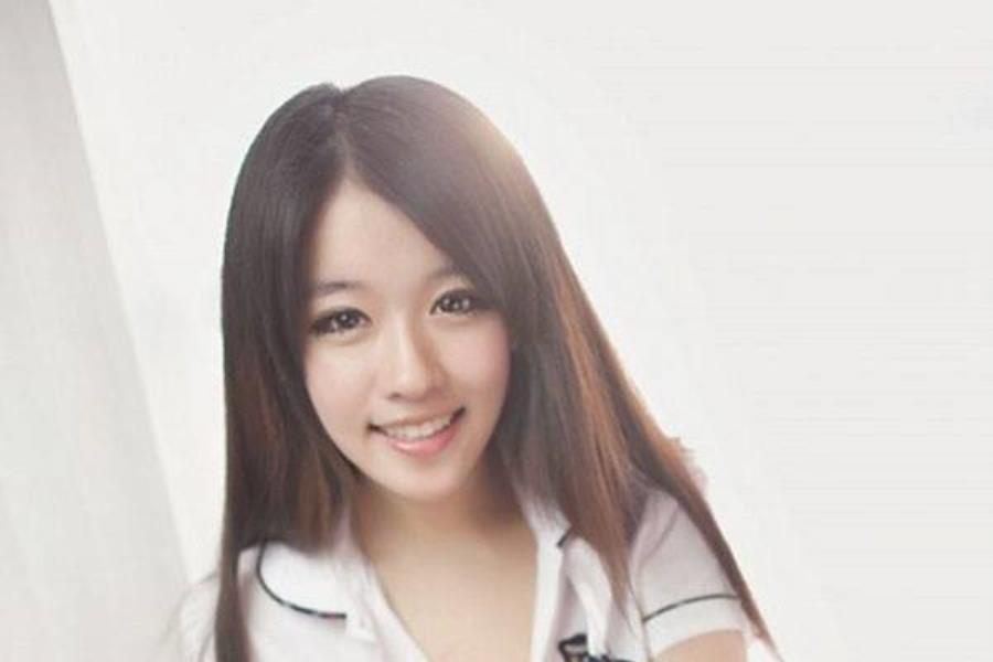 天津旅游約伴車模董蓉娜小姐姐-美文