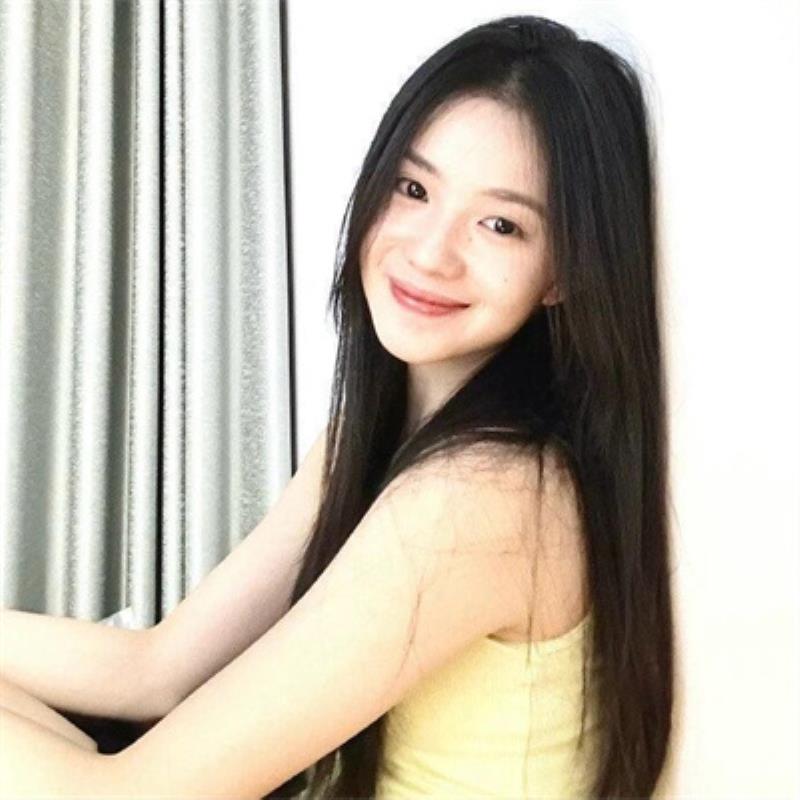 上海美女伴游預約試駕員機昊釗小姐姐-美文